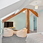 Large House In Sleeps 10 - Pass The Keys Ulverston