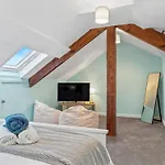 Large House In Sleeps 10 - Pass The Keys Ulverston
