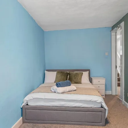 Apartment Large House In Sleeps 10 - Pass The Keys Ulverston