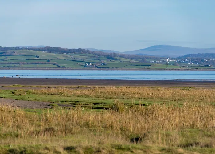 Large House In Sleeps 10 - Pass The Keys * Ulverston